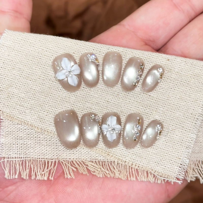 Nail Art Cat Eye Simple - El Yapımı Takma Tırnaklar 3D Kedi