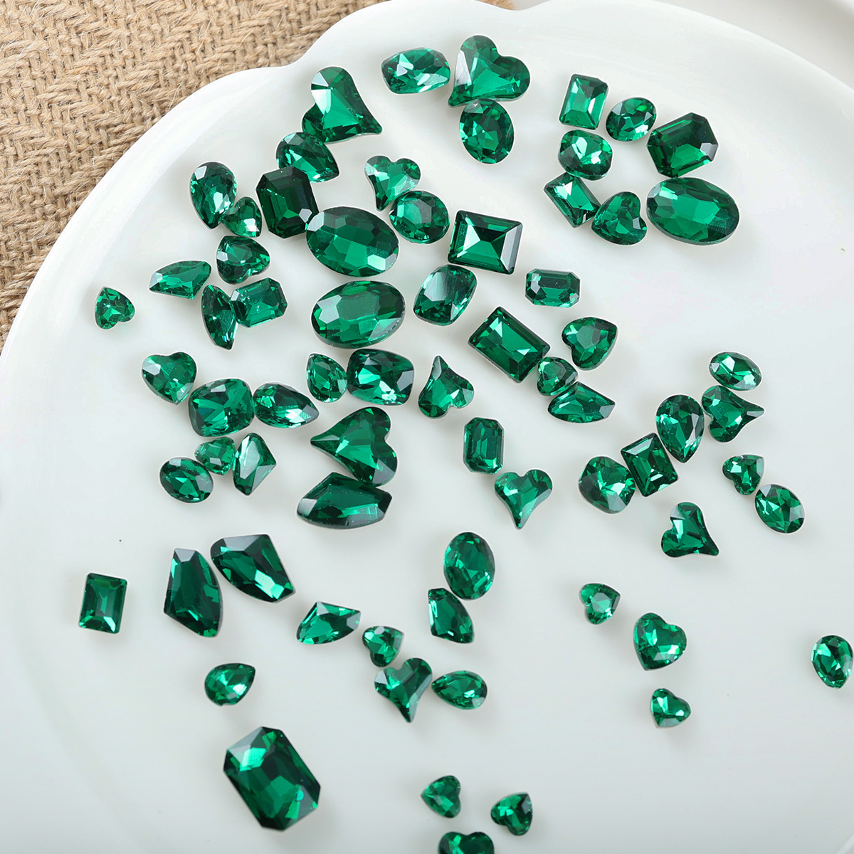 30 adet ışıltılı zümrüt yeşili - Nail Art Emerald Green incelemesi ve fiyatı