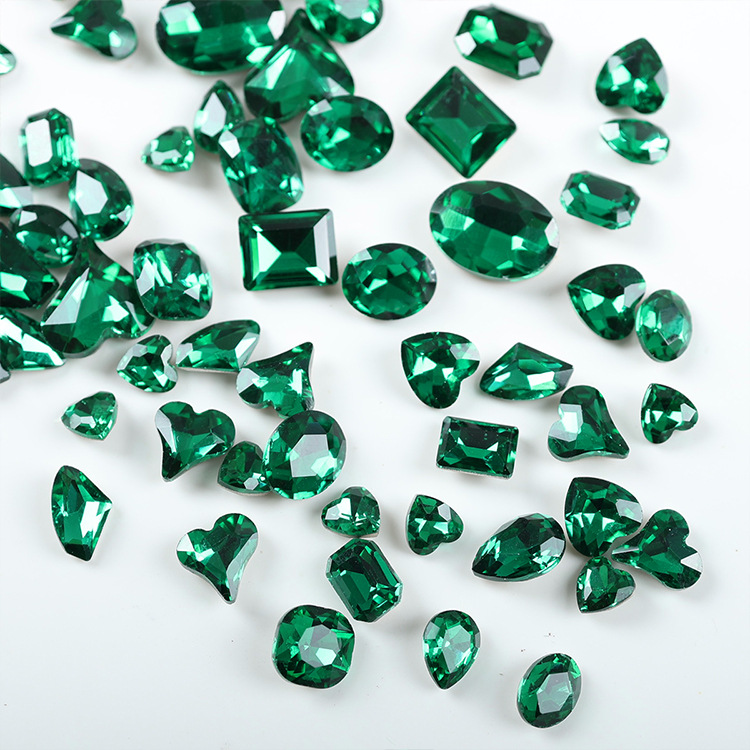 30 adet ışıltılı zümrüt yeşili - Nail Art Emerald Green incelemesi ve fiyatı