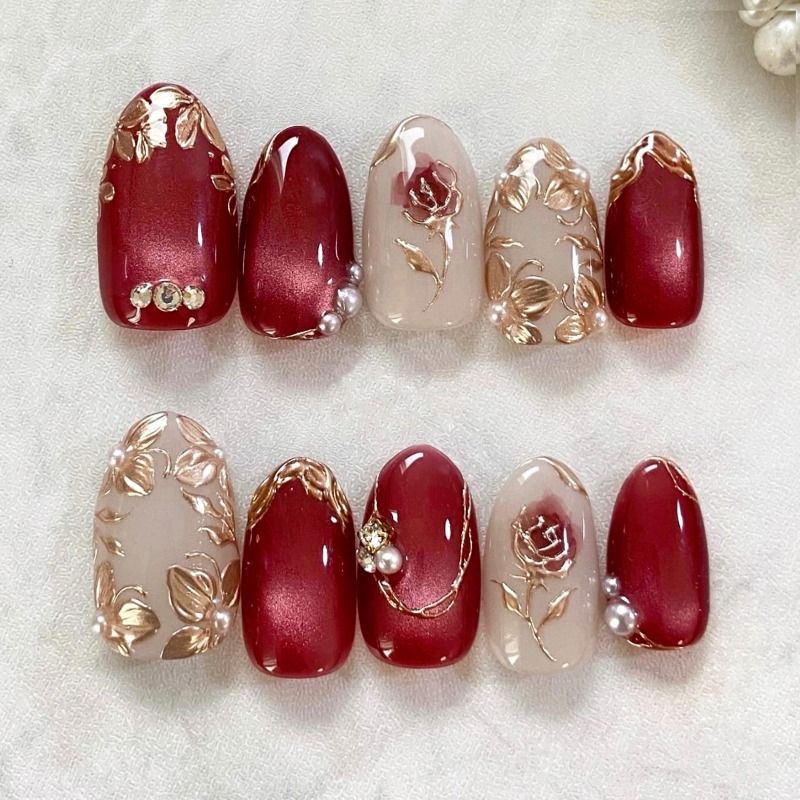 24 Adet Yaldızlı Gül Badem Şek - Nail Art Cat Eye Simple incelemesi ve fiyatı